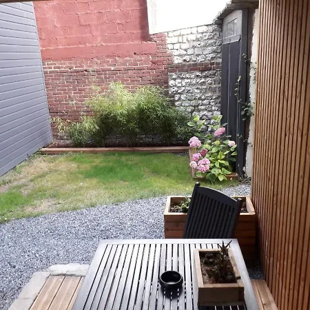 Avec Jardin Et Stationnement Gratuit A Apartment *