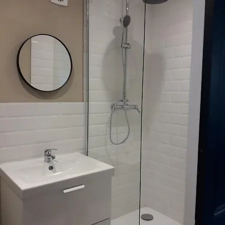 Avec Jardin Et Stationnement Gratuit A