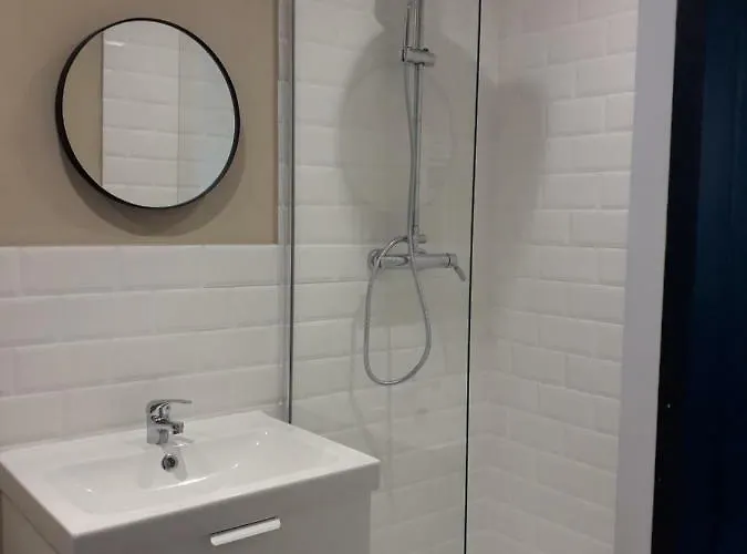 Avec Jardin Et Stationnement Gratuit A